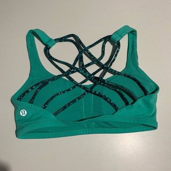 Lululemon sports bra! - Picture 2 of 2